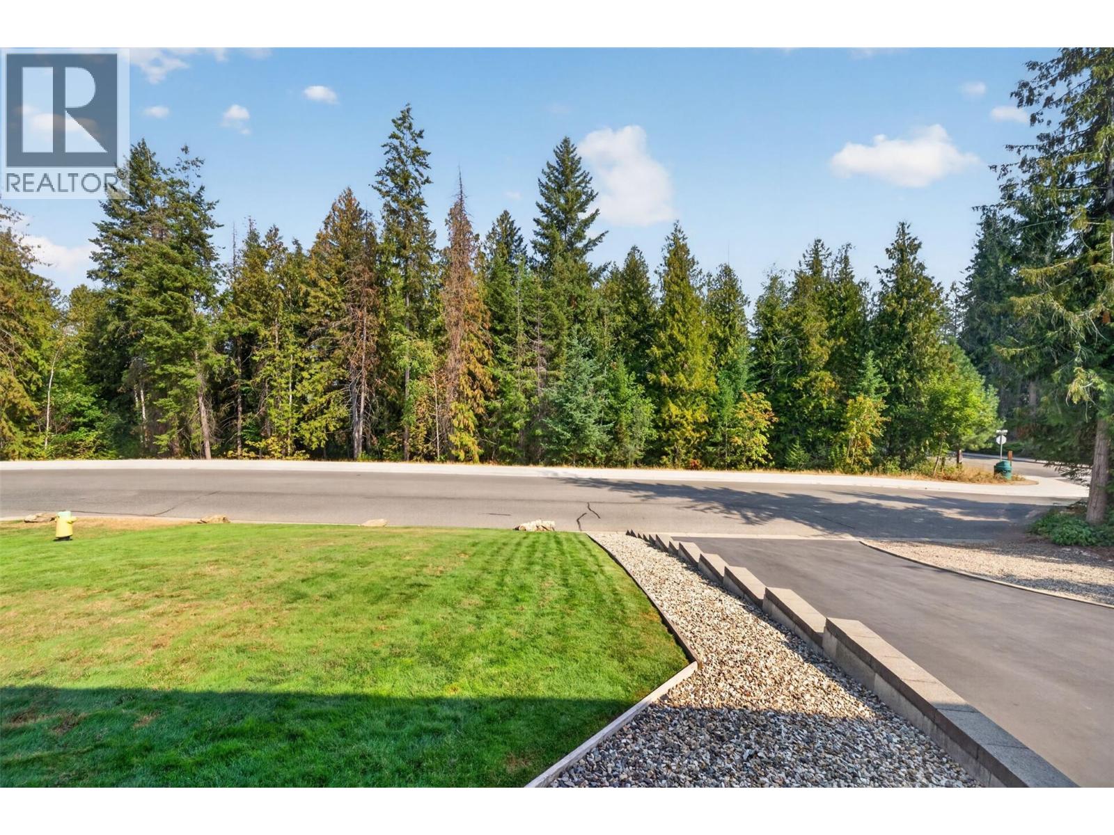 2730 5 Avenue NE, Salmon Arm, British Columbia  V1E 2K3 - Photo 43 - 10398236