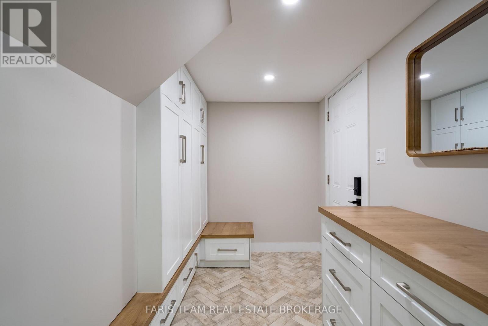 42 Briar Road, Barrie, Ontario  L4N 3M4 - Photo 16 - S13703276