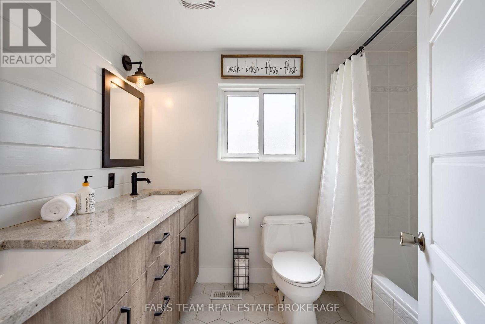 42 Briar Road, Barrie, Ontario  L4N 3M4 - Photo 23 - S13703276
