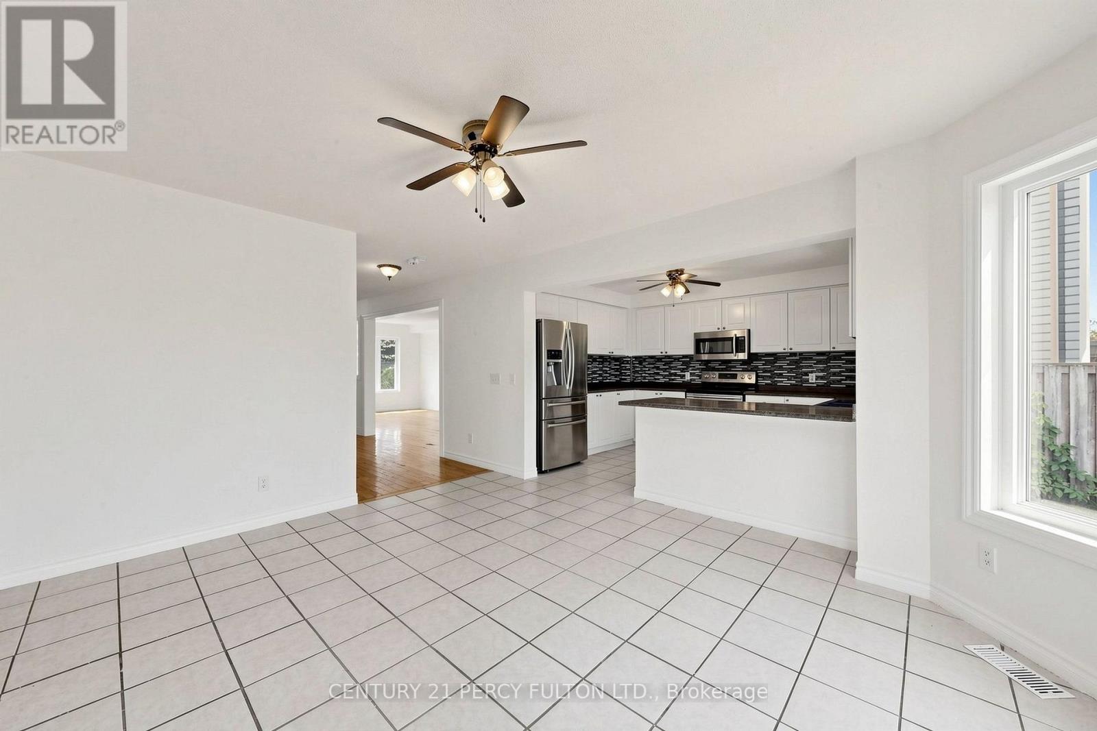 33 Churchland Drive, Barrie, Ontario  L4N 8P9 - Photo 14 - S13703320
