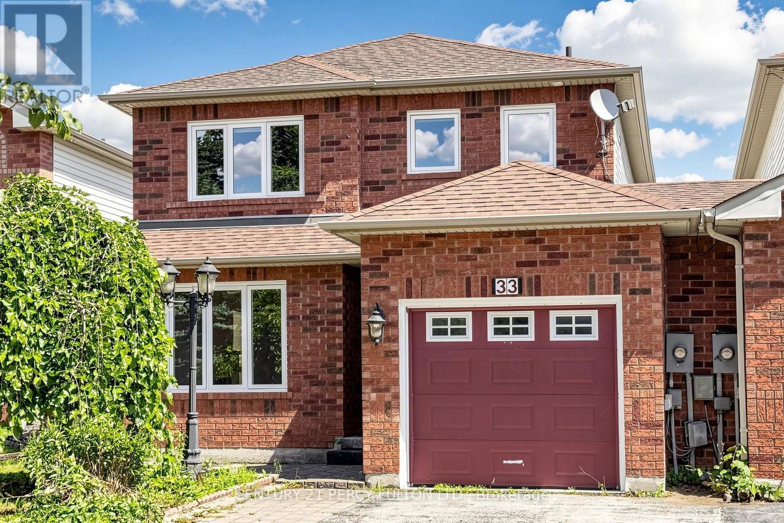 33 Churchland Drive, Barrie, Ontario  L4N 8P9 - Photo 3 - S13703320