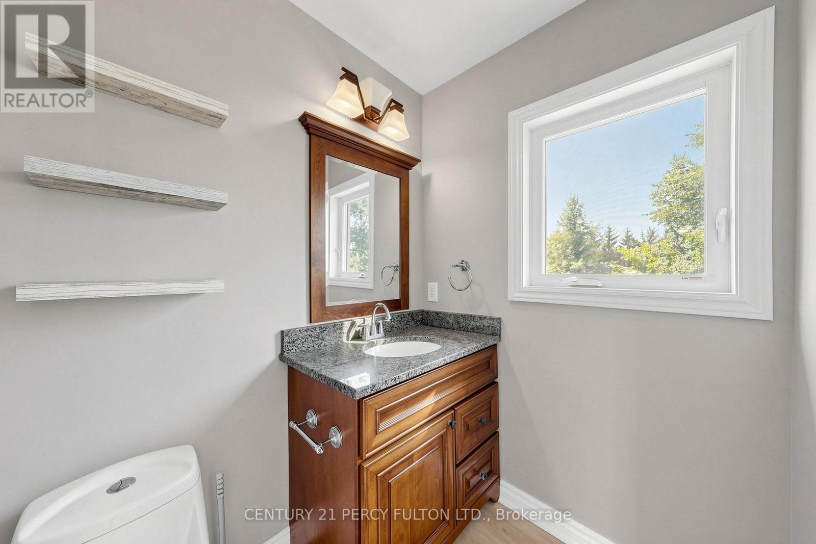 33 Churchland Drive, Barrie, Ontario  L4N 8P9 - Photo 30 - S13703320