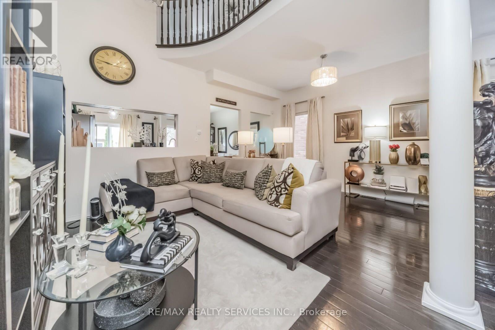 70 Checkerberry Crescent, Brampton, Ontario  L6R 3P8 - Photo 11 - W13703322