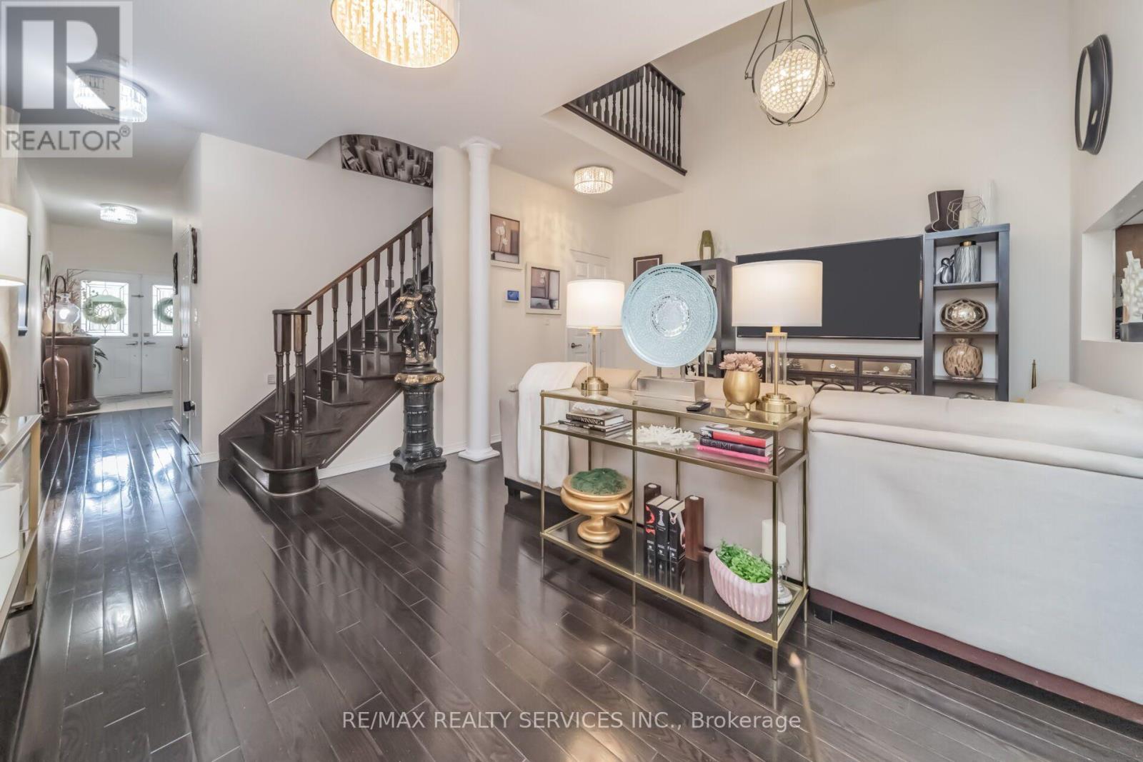 70 Checkerberry Crescent, Brampton, Ontario  L6R 3P8 - Photo 9 - W13703322