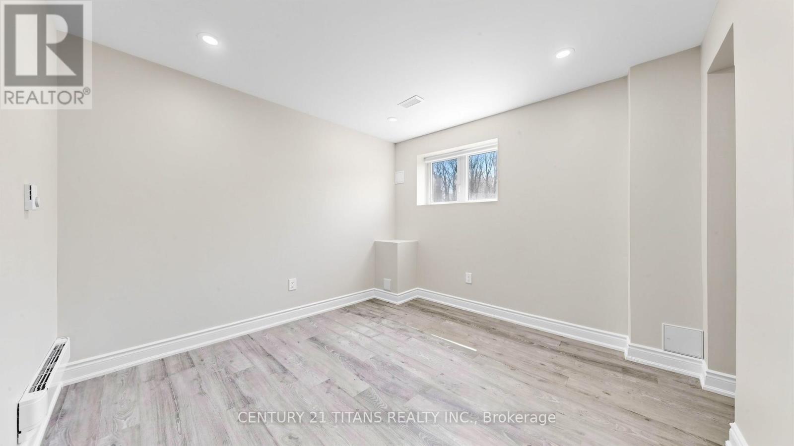 Lower - 270 Forestwalk Street, Kitchener, Ontario  N2E 3Y2 - Photo 16 - X13703330