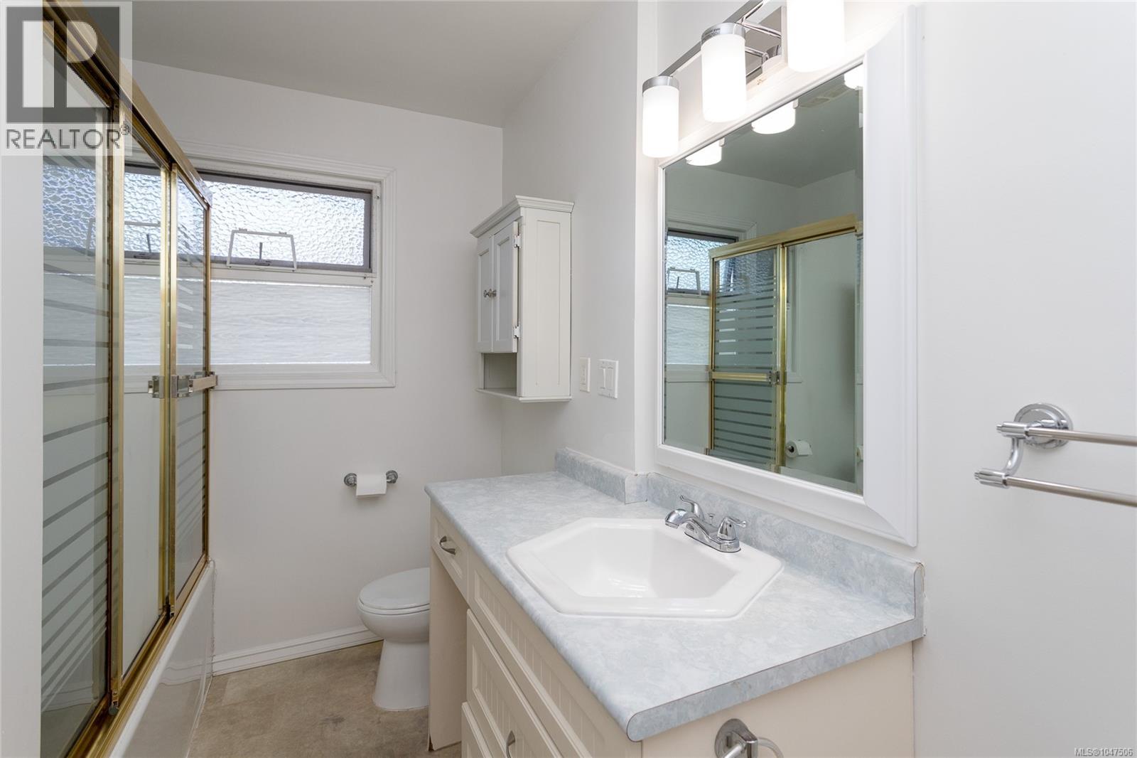 941 Mckenzie Ave, Saanich, British Columbia  V8X 3G8 - Photo 16 - 1047506