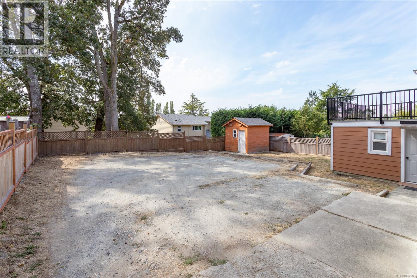 941 Mckenzie Ave, Saanich, British Columbia  V8X 3G8 - Photo 37 - 1047506