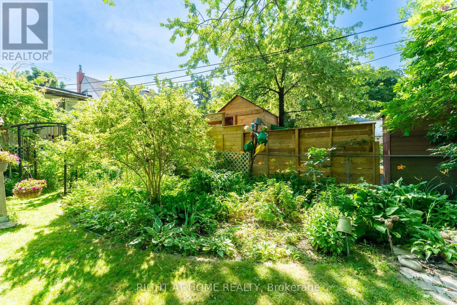 30 Allister Avenue, Toronto, Ontario  M1M 3K9 - Photo 41 - E13563626
