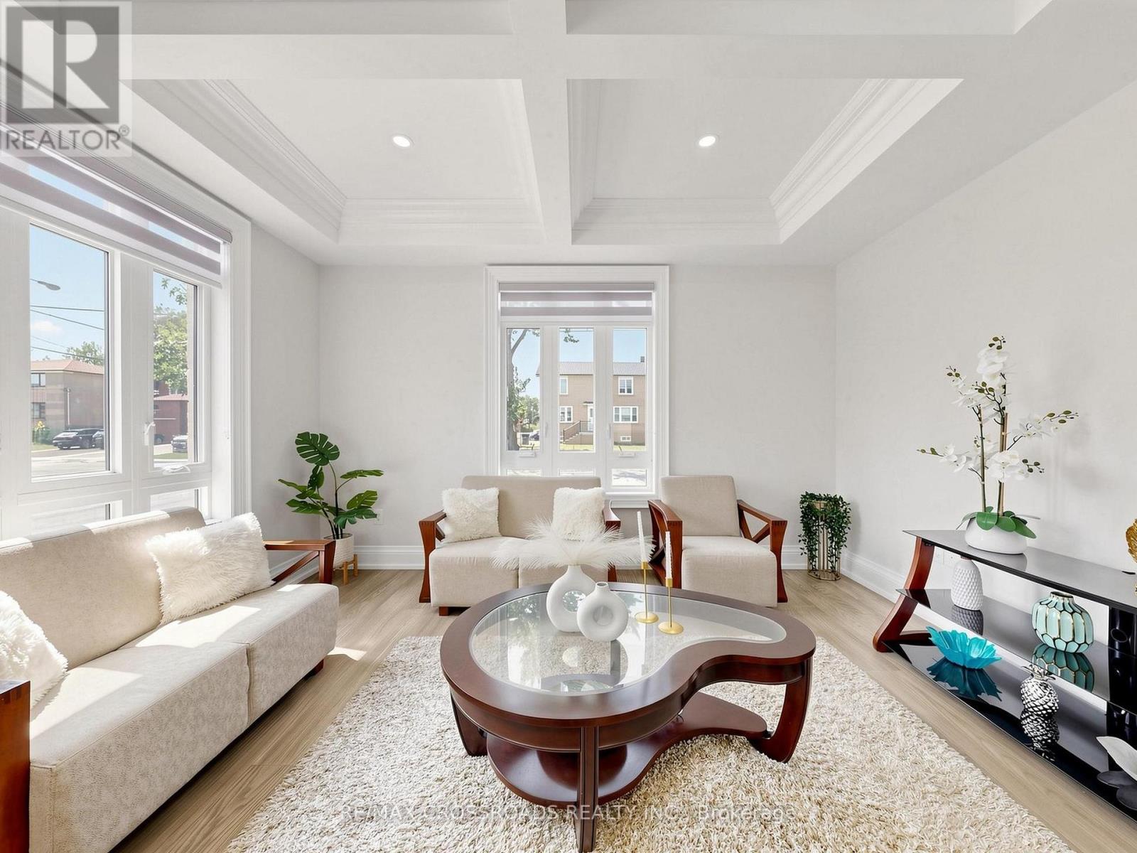 478 Aylesworth Avenue E, Toronto, Ontario M1N 3X9 - Photo 6 - E13701628