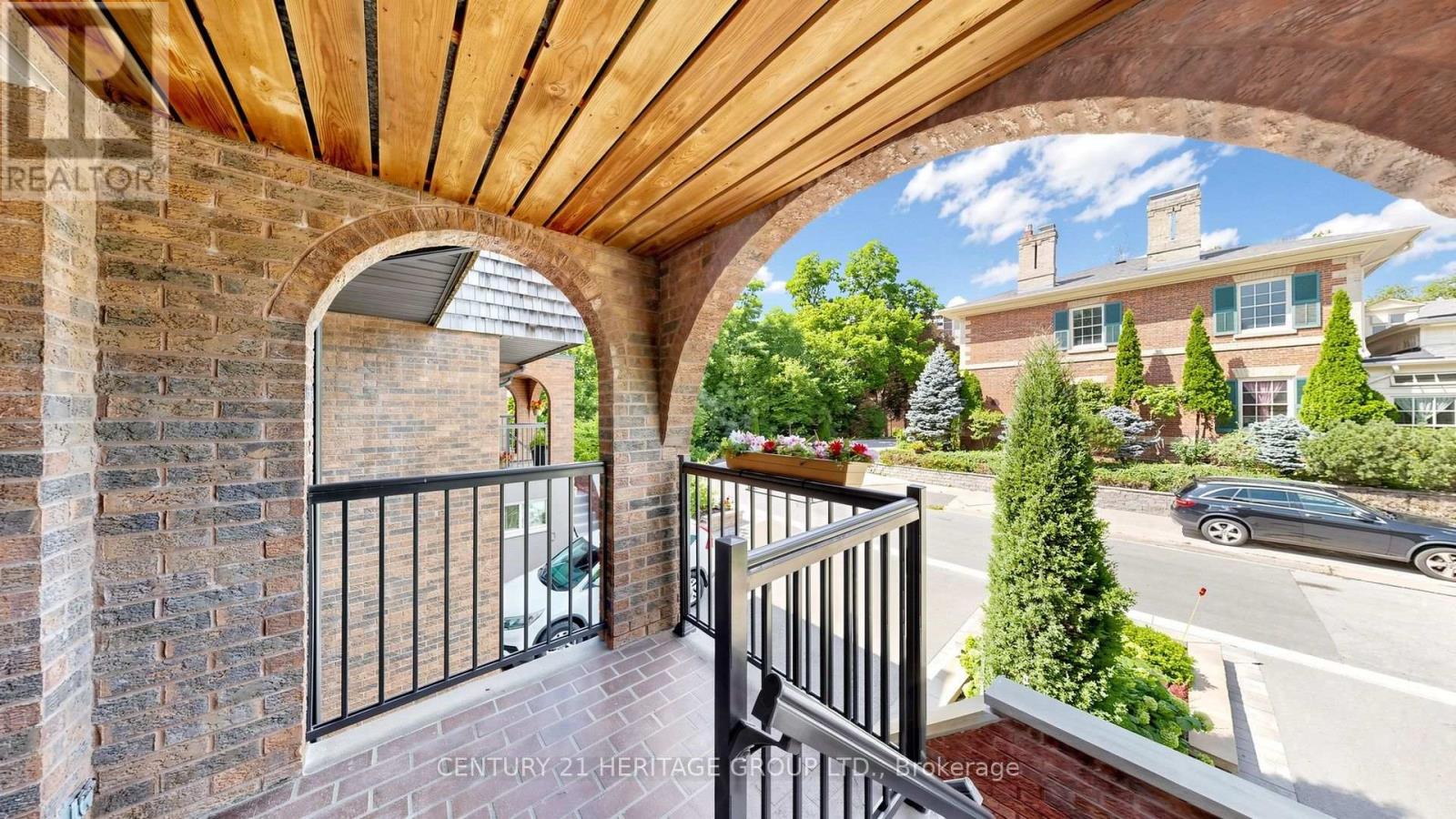 59 Cricklewood Crescent, Markham, Ontario  L3T 4T8 - Photo 4 - N13702952
