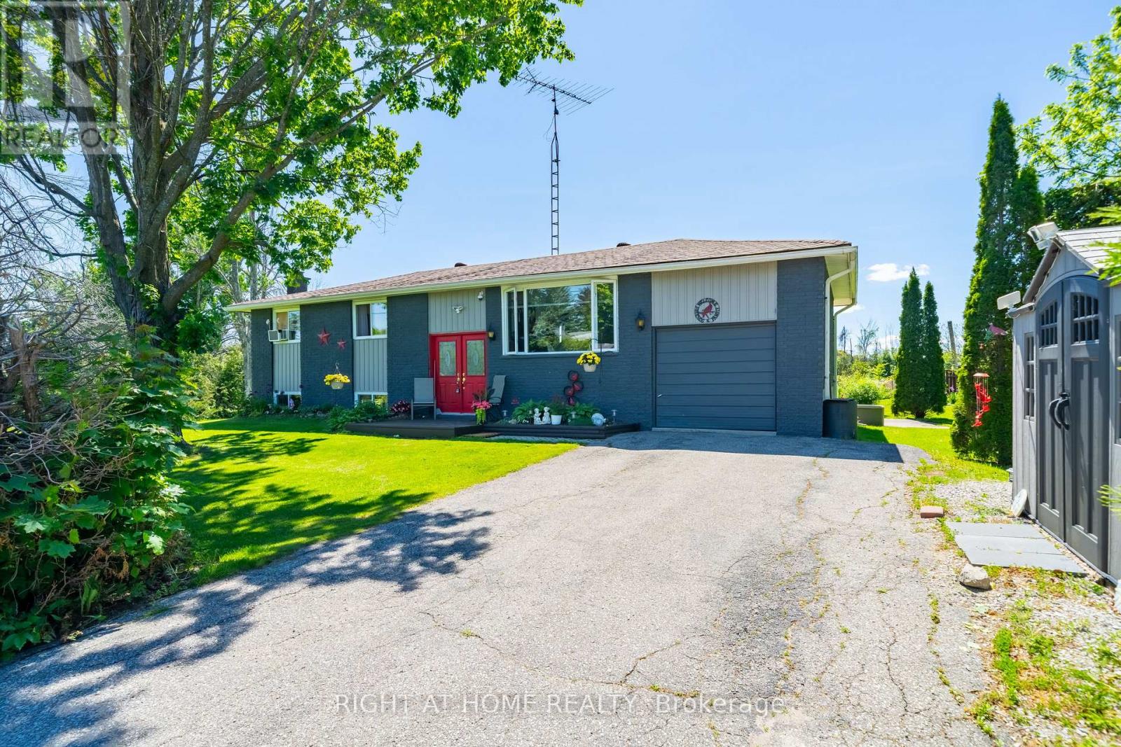 4654 Mcneil Street, Ramara, Ontario  L3V 0M9 - Photo 4 - S13596742