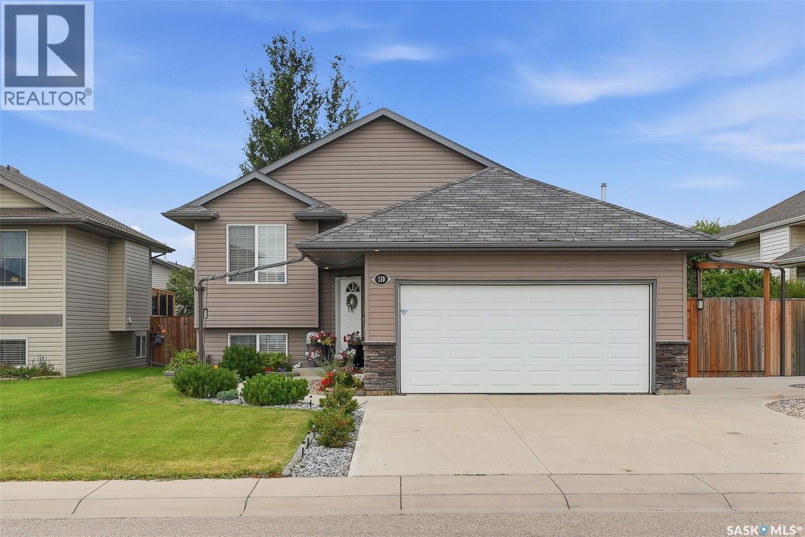 110 Bennion Crescent, Saskatoon, Saskatchewan  S7W 0H1 - Photo 2 - SK046366