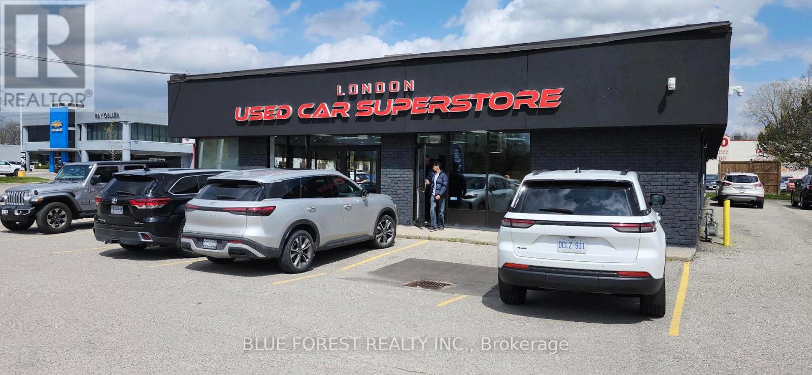 $14,000 Monthly746 Wharncliffe Road S, London South, Ontario