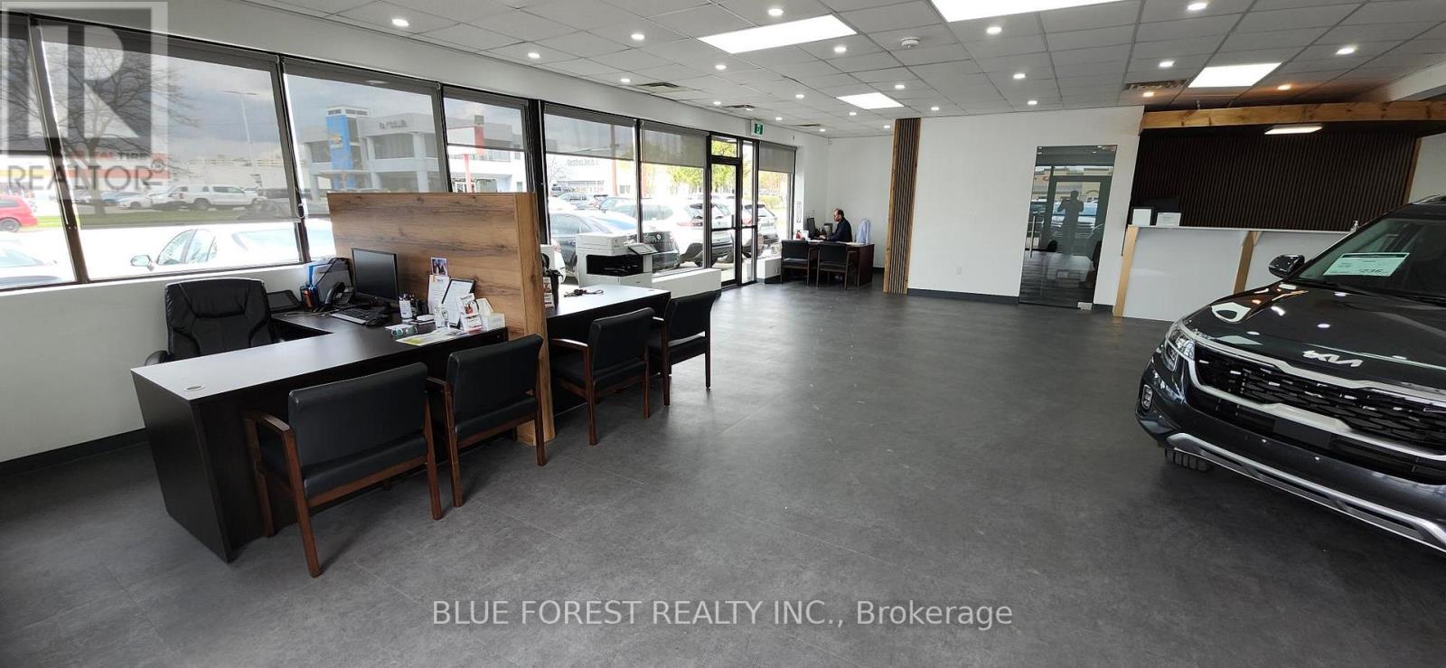746 Wharncliffe Road S, London South, Ontario  N6J 2N4 - Photo 3 - X13703394