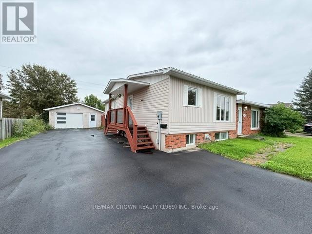 16 Mateev Avenue, Kapuskasing, Ontario  P5N 3E5 - Photo 3 - T13703374