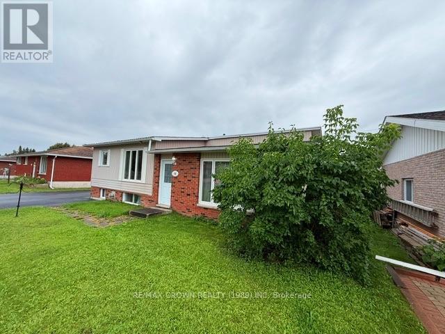 16 Mateev Avenue, Kapuskasing, Ontario  P5N 3E5 - Photo 4 - T13703374