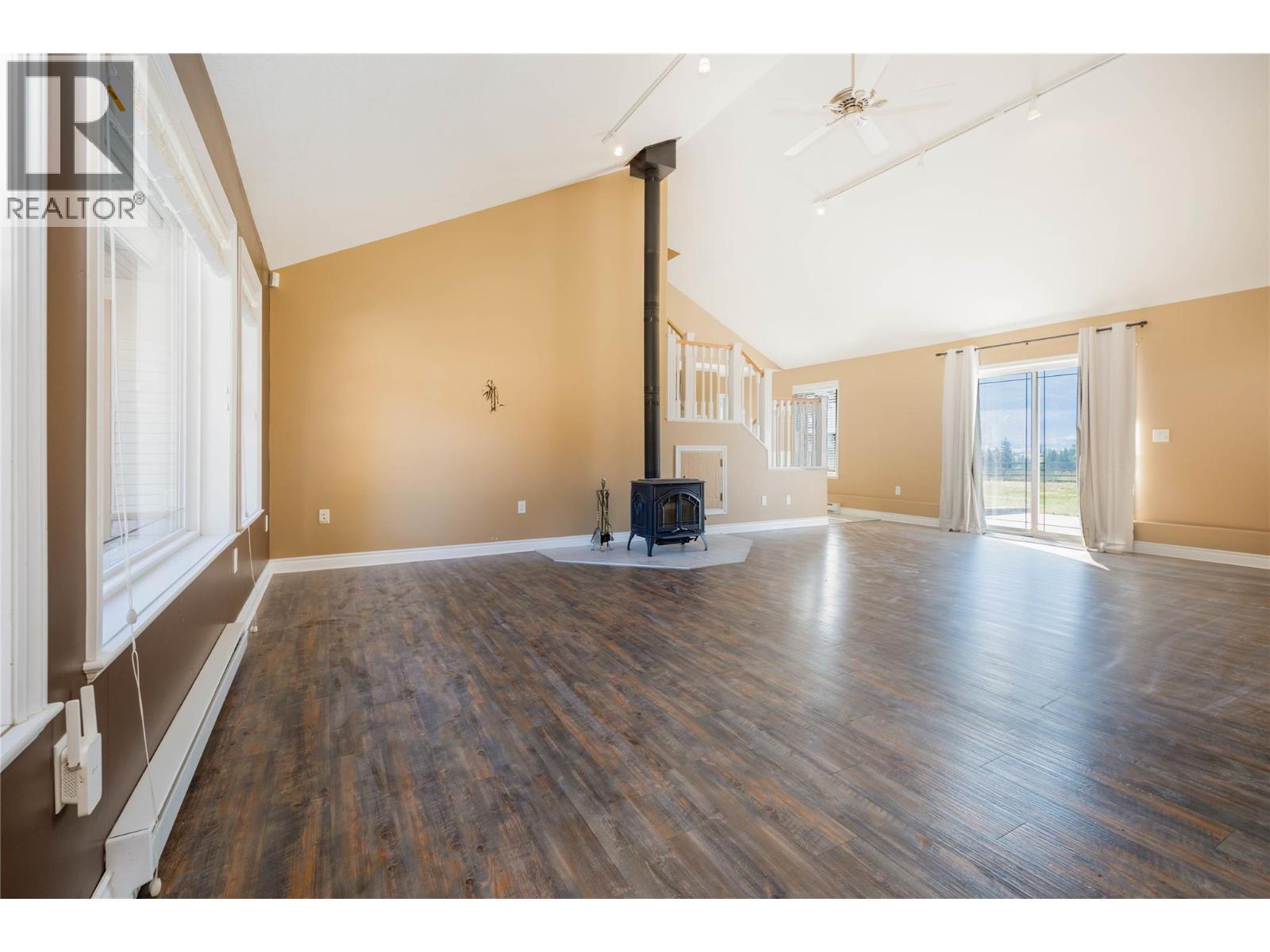 4409 Walbridge Road, Spallumcheen, British Columbia  V0E 1B5 - Photo 11 - 10394697