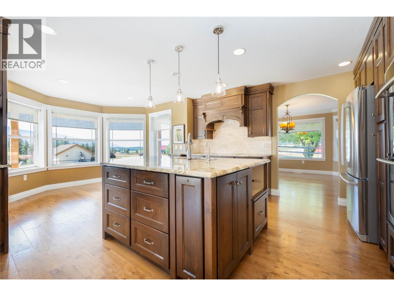 4409 Walbridge Road, Spallumcheen, British Columbia  V0E 1B5 - Photo 6 - 10394697