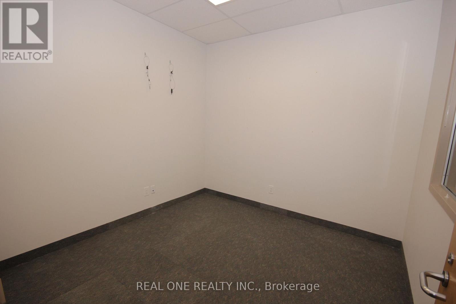 2 - 130 Mulock Drive, Newmarket, Ontario L3Y 7C5 - Photo 12 - N13579456