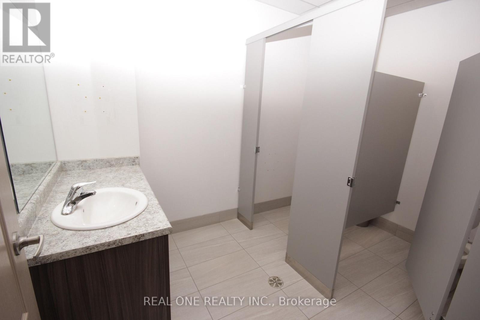 2 - 130 Mulock Drive, Newmarket, Ontario L3Y 7C5 - Photo 17 - N13579456