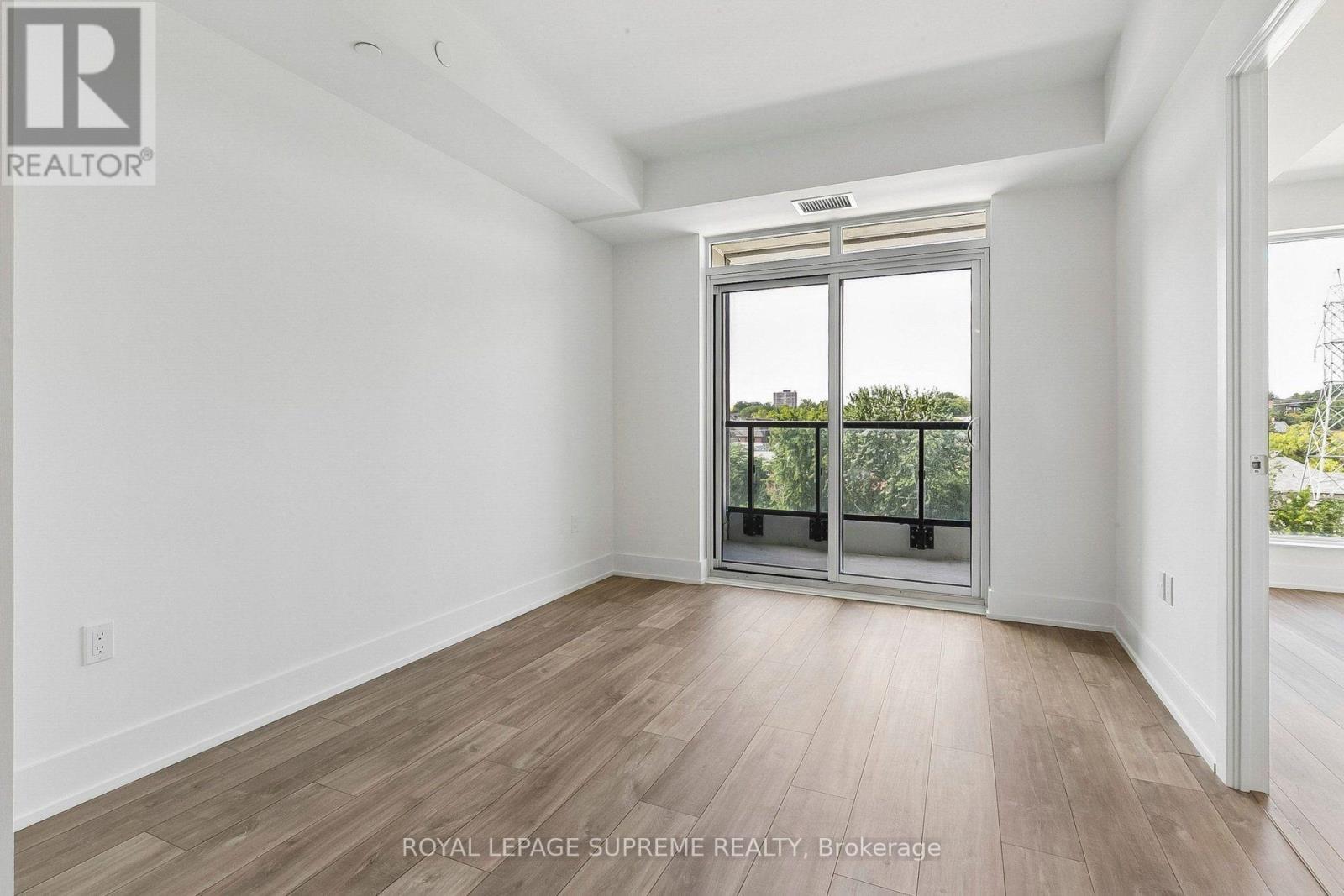 420 - 858 Dupont Street, Toronto, Ontario M6G 0C1 - Photo 18 - W13702700