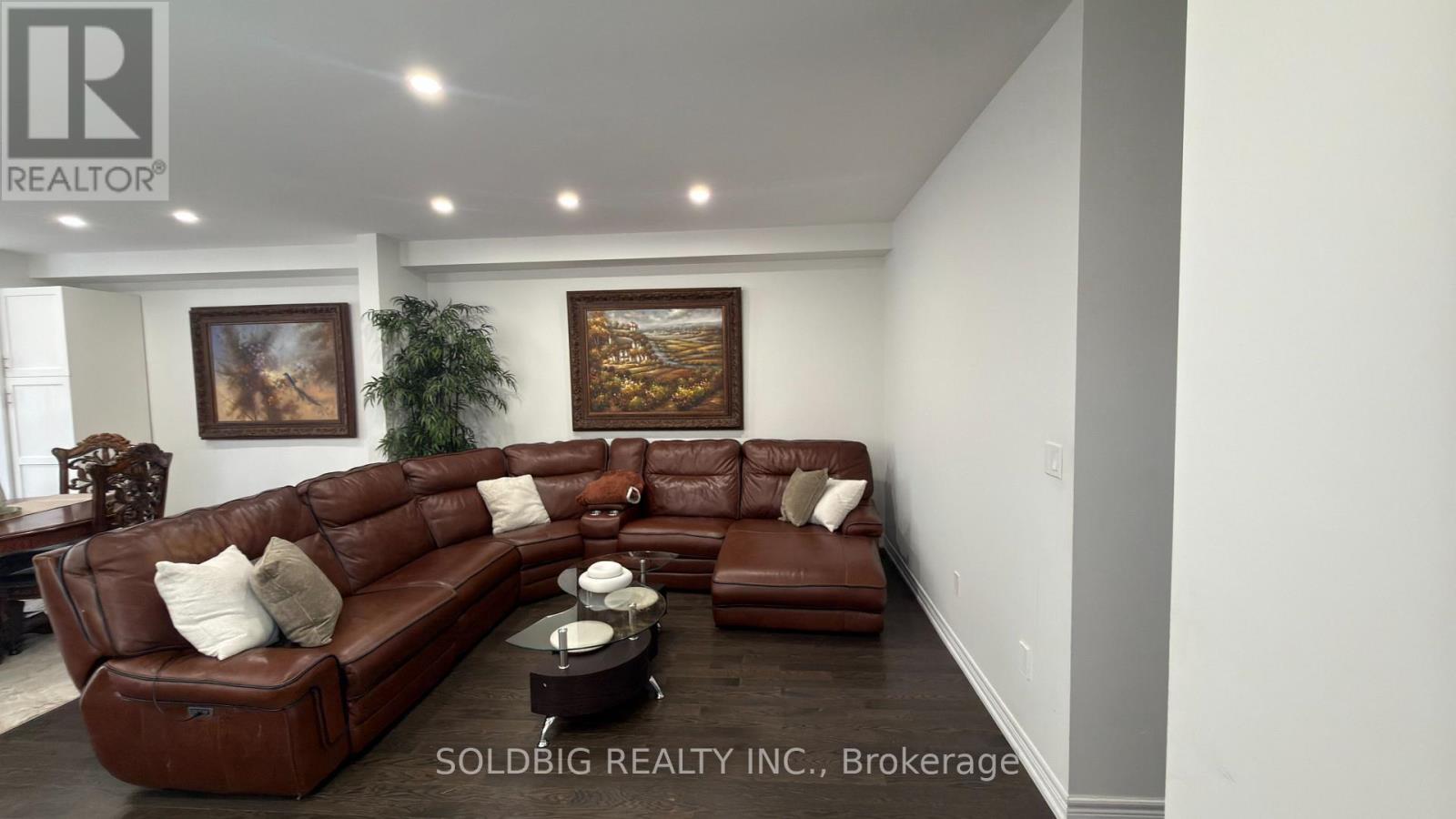 1265 Chee Chee Landing, Milton, Ontario L9E 1L2 - Photo 8 - W13702338