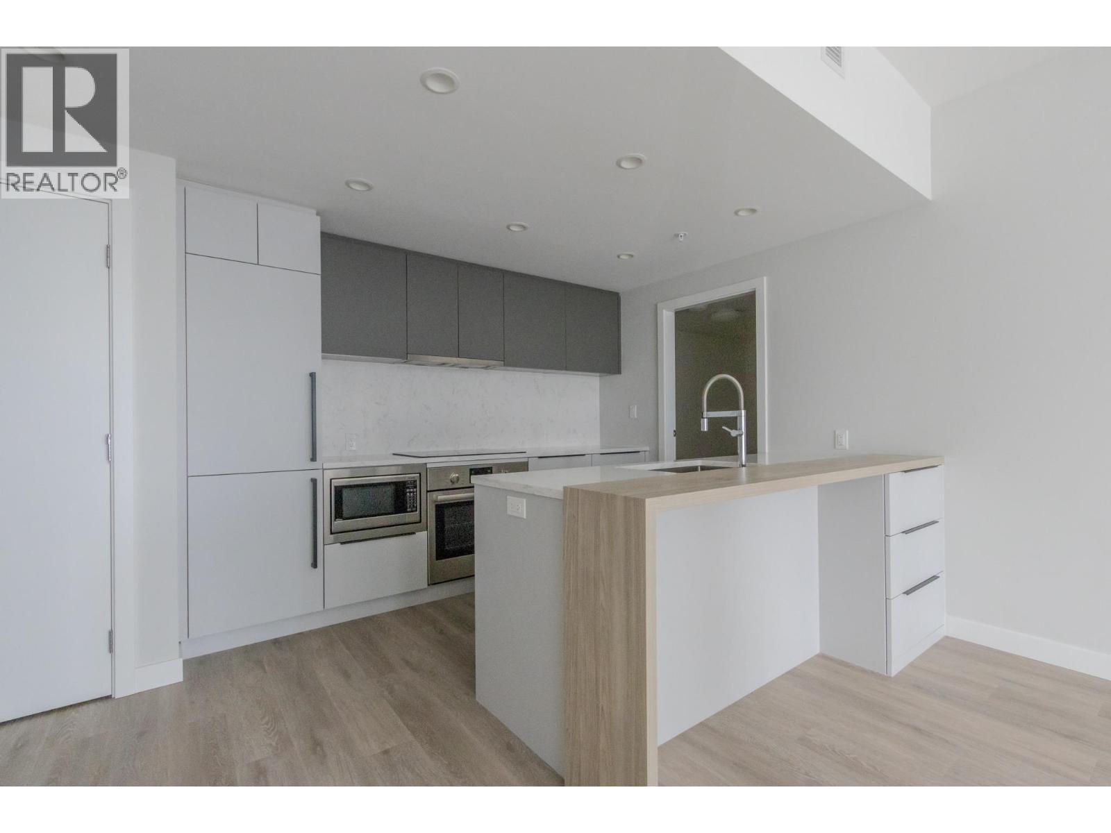 1011 567 Emerson Street, Coquitlam, British Columbia  V3J 3A4 - Photo 10 - R3158028