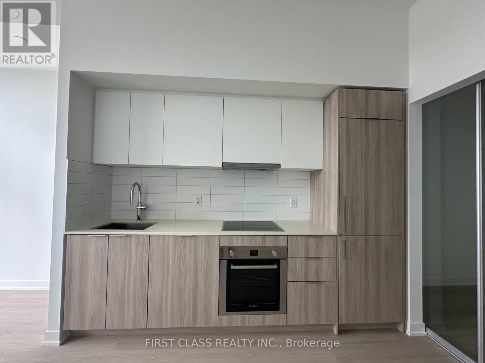 703 - 15 David Salomon Drive, Toronto, Ontario  M3C 1E7 - Photo 3 - C13703362