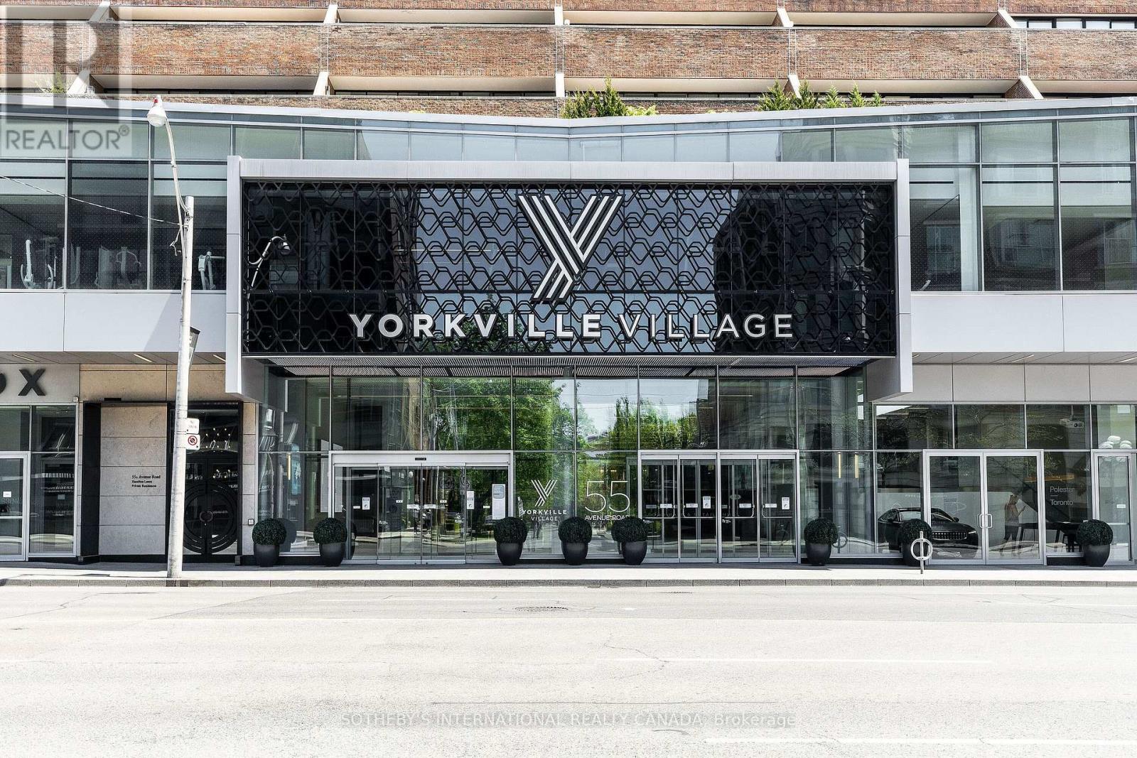 408 - 55A AVENUE ROAD, Toronto, Ontario