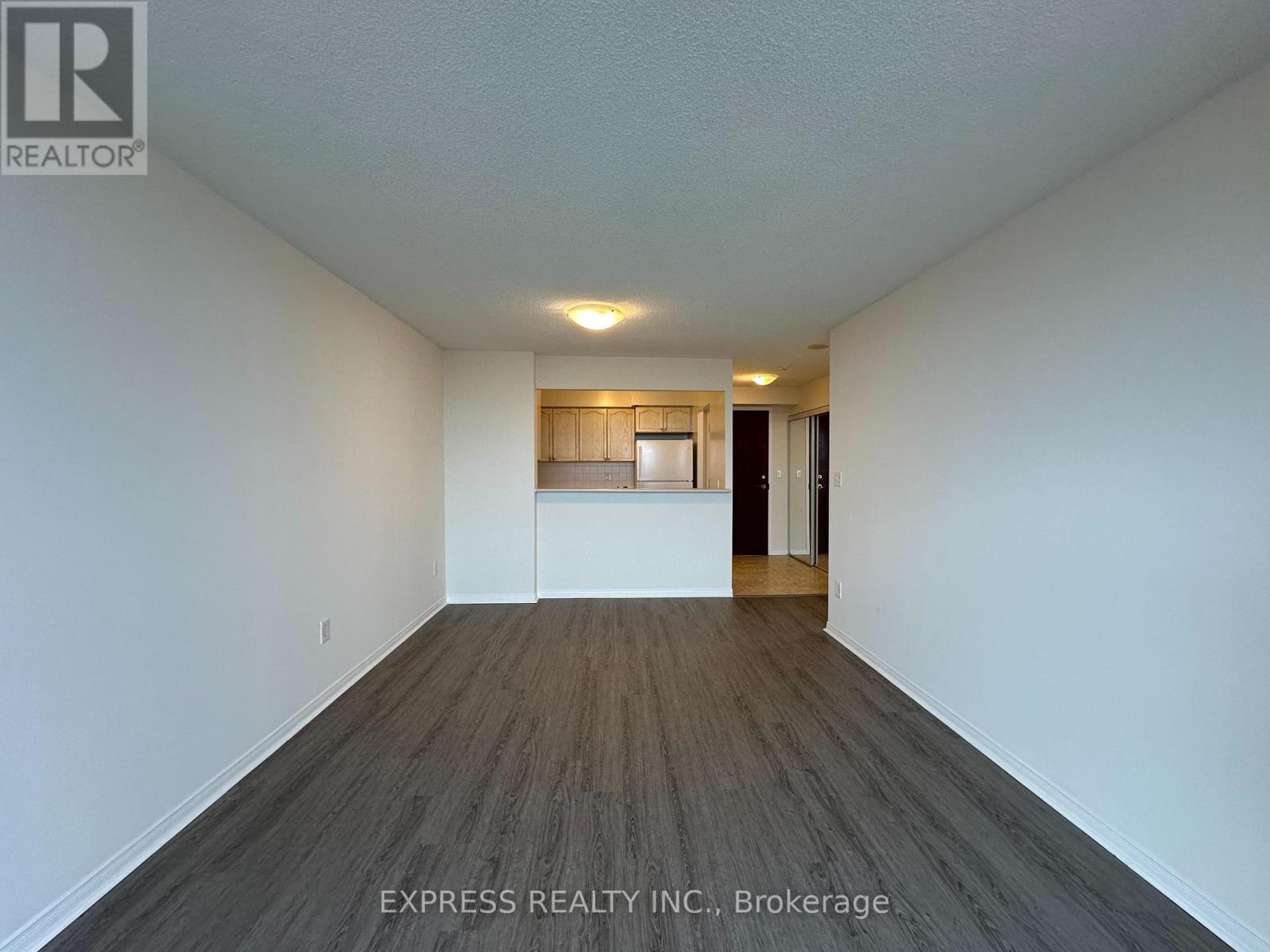 Lph12 - 39 Pemberton Avenue, Toronto, Ontario M2M 4L6 - Photo 2 - C13703386
