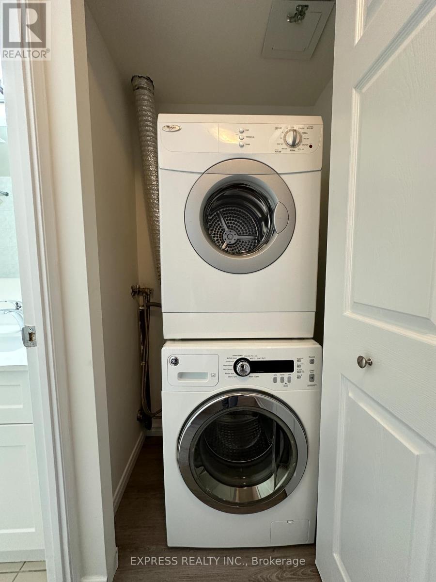 Lph12 - 39 Pemberton Avenue, Toronto, Ontario M2M 4L6 - Photo 9 - C13703386