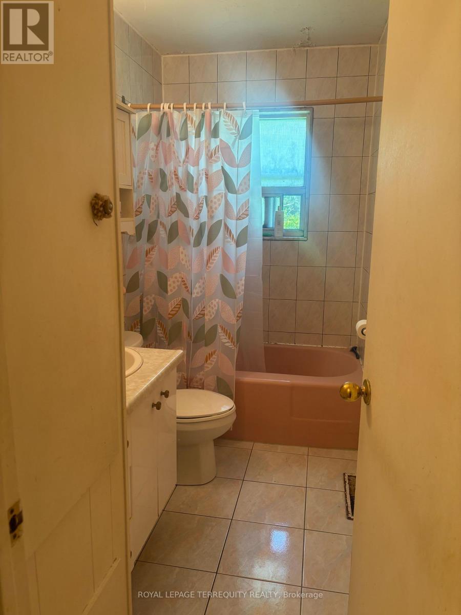73 Aragon Avenue, Toronto, Ontario M1T 1Y1 - Photo 17 - E13703396