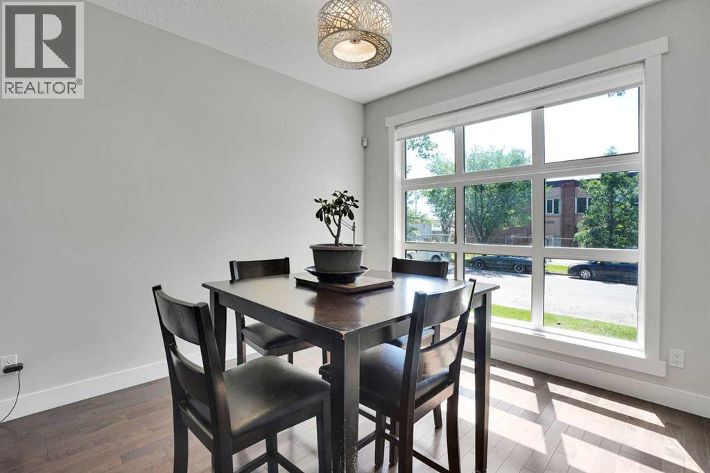 1018 20 Avenue SE, Calgary, Alberta  T2G 1M6 - Photo 4 - A2329729