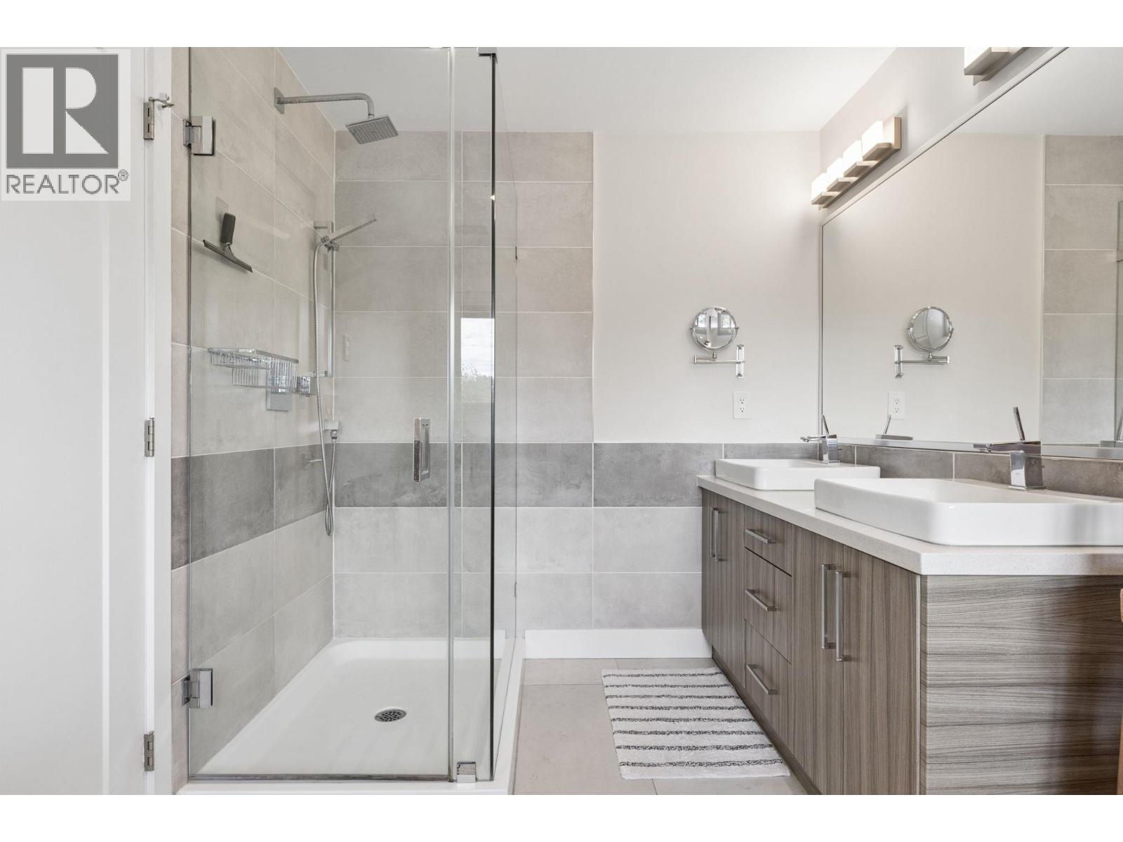 351 W 21st Street, North Vancouver, British Columbia  V7M 1Z6 - Photo 21 - R3157703