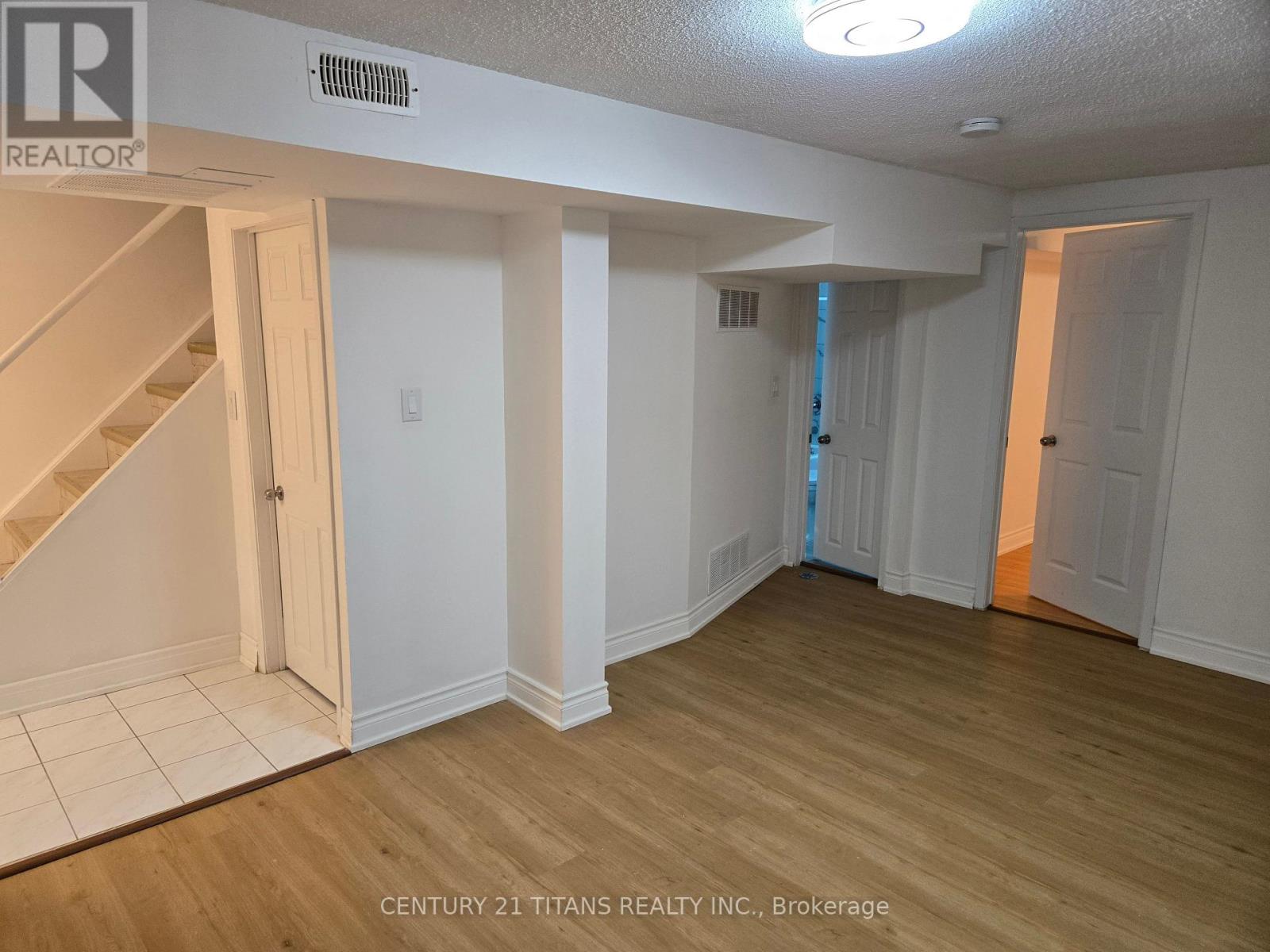 Lower - 59 William Honey Crescent, Markham, Ontario  L3S 2L3 - Photo 4 - N13703358