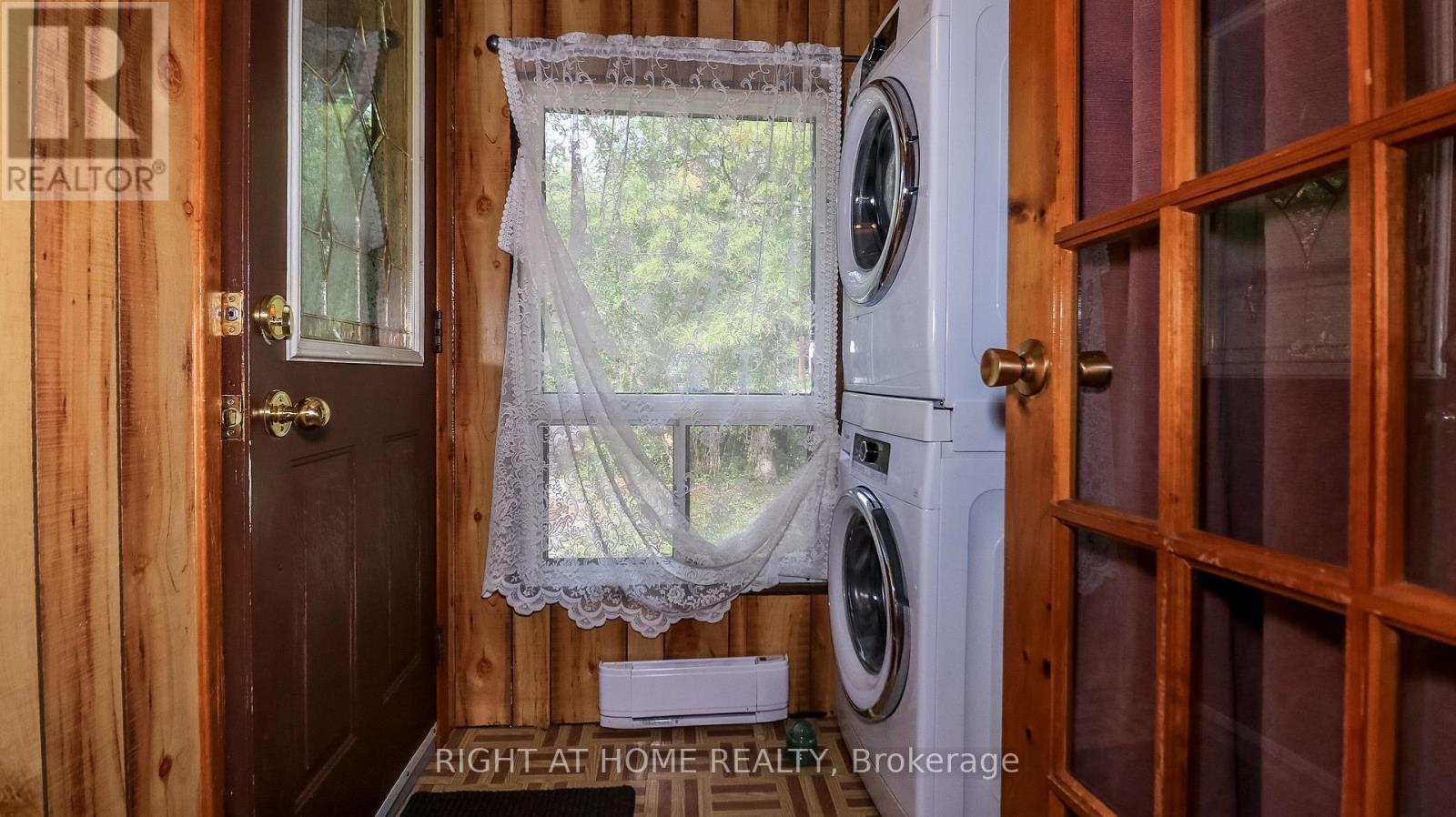 300 Albin Road, Tay, Ontario  L0K 2C0 - Photo 7 - S13703364