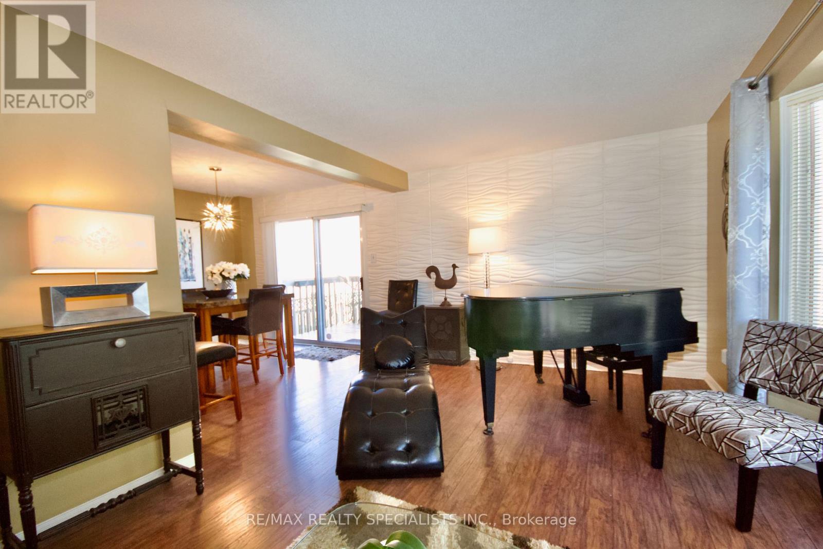 (Short Term) - 3157 Shadetree Drive, Mississauga, Ontario L5N 6P3 - Photo 12 - W13703354