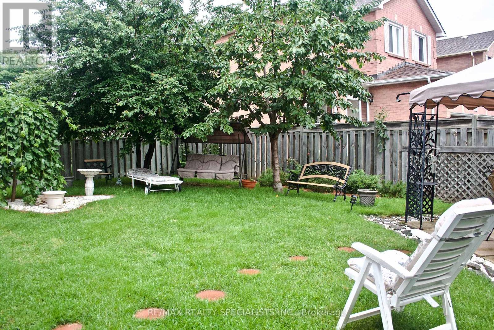(Short Term) - 3157 Shadetree Drive, Mississauga, Ontario L5N 6P3 - Photo 5 - W13703354