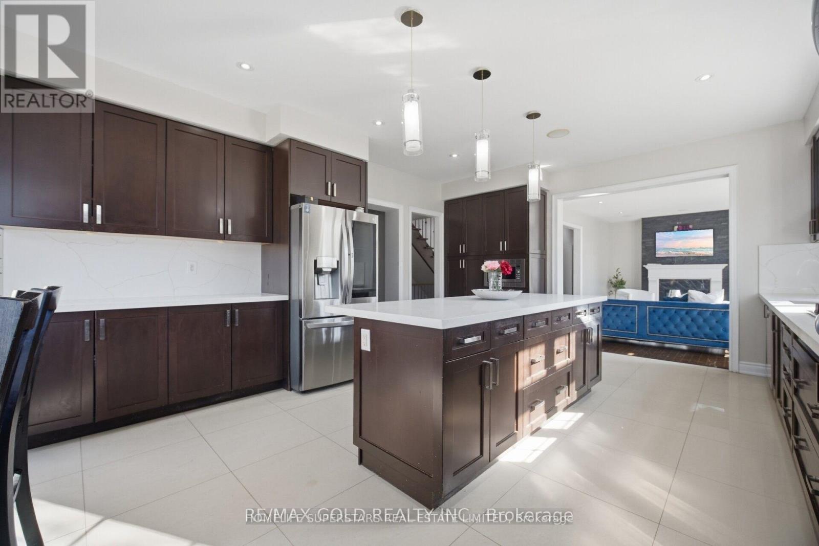 14 Ayrshire Court, Brampton, Ontario  L6Z 0G6 - Photo 10 - W13703368