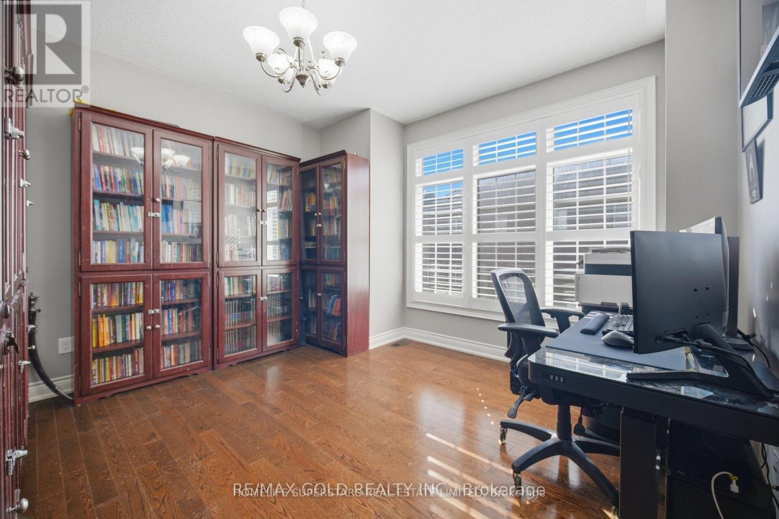 14 Ayrshire Court, Brampton, Ontario  L6Z 0G6 - Photo 13 - W13703368