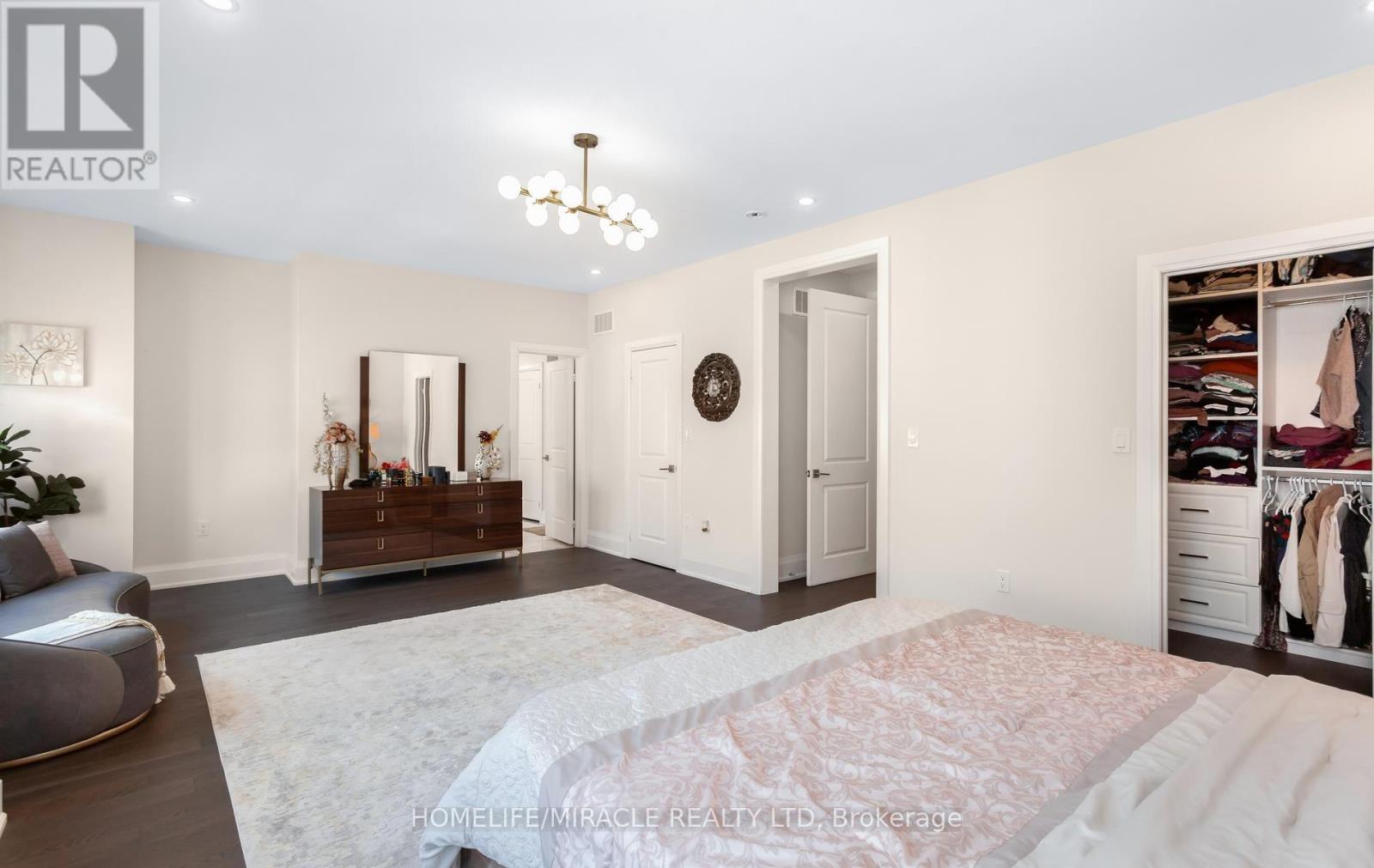 79 Mevira Gardens, Oakville, Ontario  L6H 7C5 - Photo 31 - W13703388