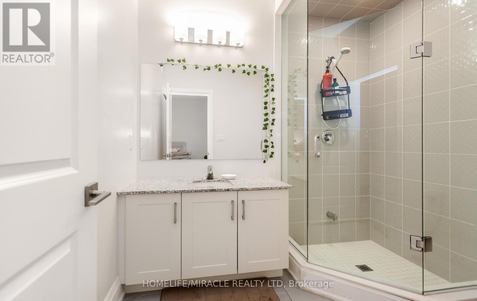 79 Mevira Gardens, Oakville, Ontario  L6H 7C5 - Photo 39 - W13703388