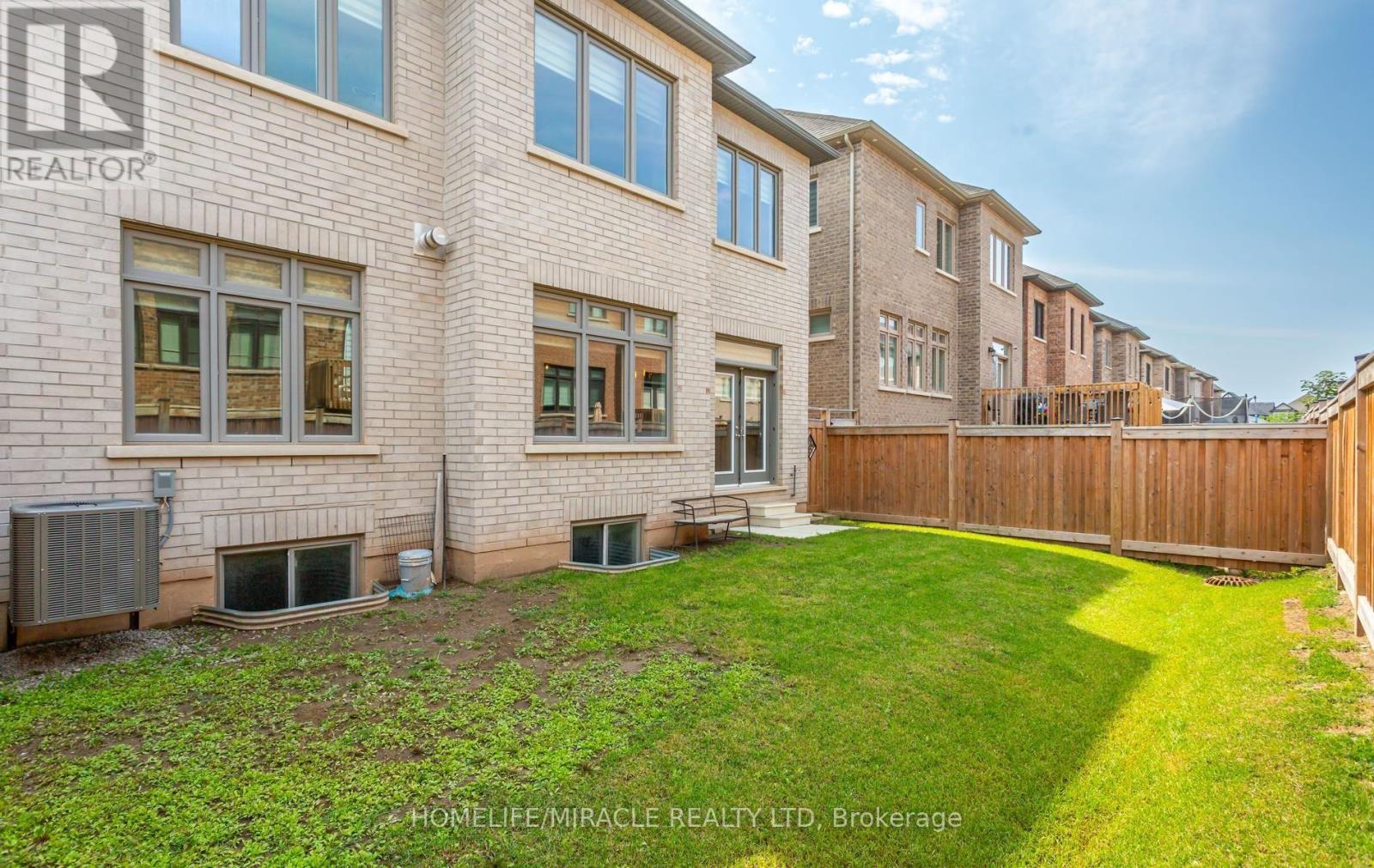 79 Mevira Gardens, Oakville, Ontario  L6H 7C5 - Photo 49 - W13703388