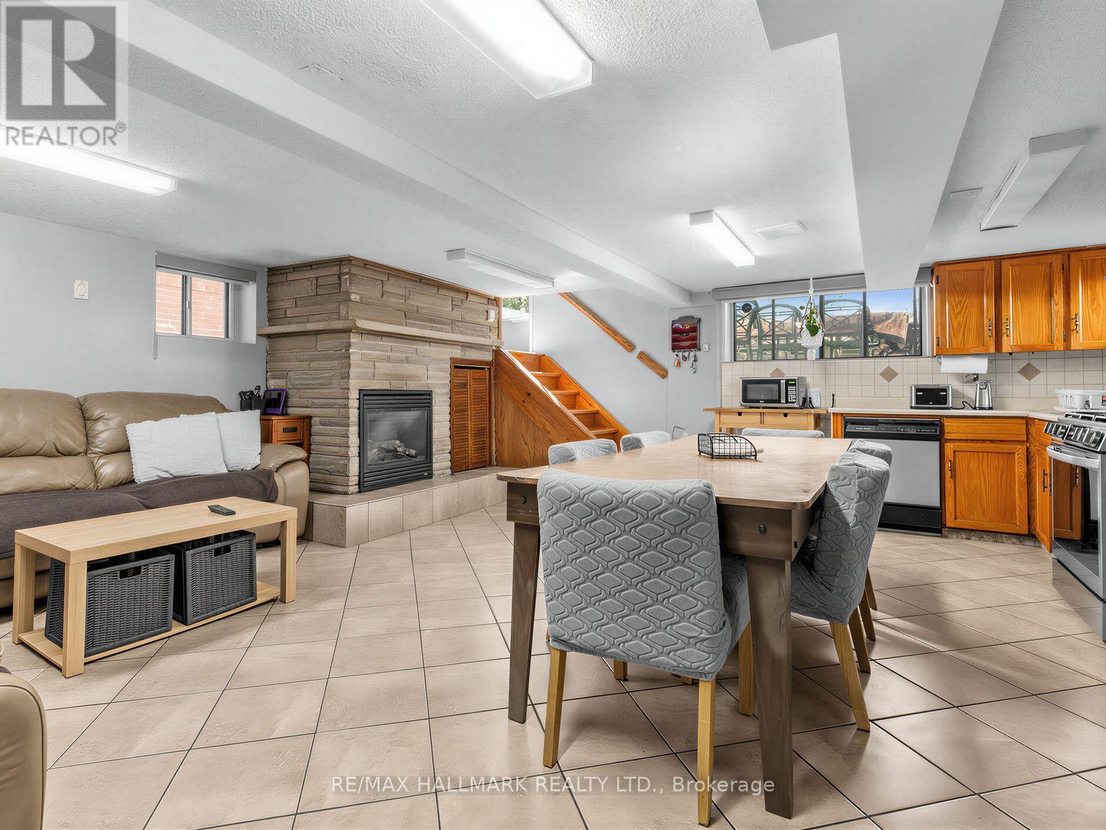 297 Strathmore Boulevard, Toronto, Ontario  M4J 1P9 - Photo 24 - E13691926