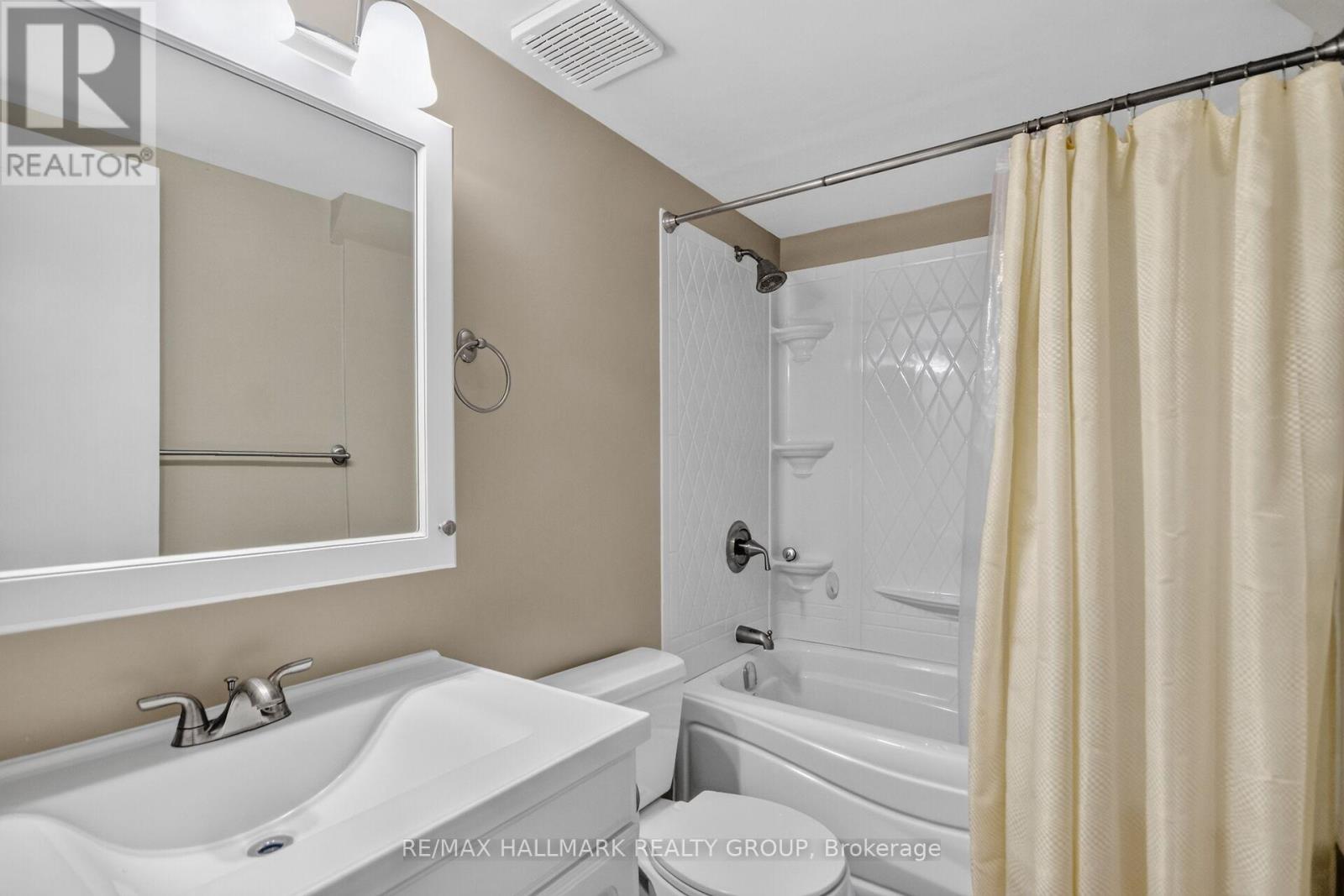 140 Rothesay Drive, Ottawa, Ontario  K2L 1P1 - Photo 18 - X13703416