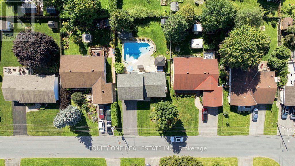 620 Loucks Drive, Russell, Ontario  K4R 1B7 - Photo 2 - X13703446