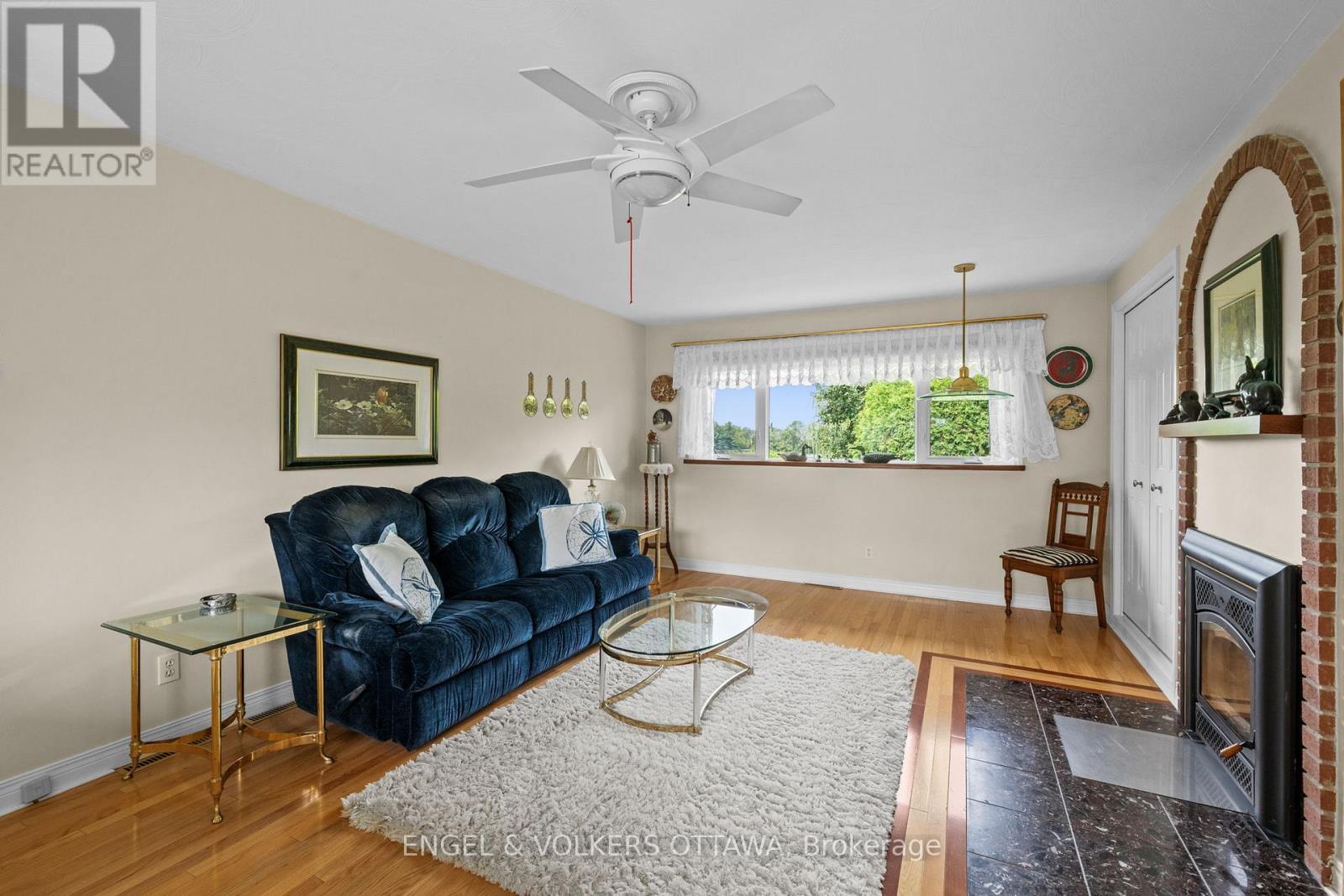5046 Mowatview Court, Ottawa, Ontario  K4M 1B2 - Photo 14 - X13703448