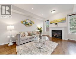 2-28 DOON MILLS DRIVE, Kitchener, Ontario