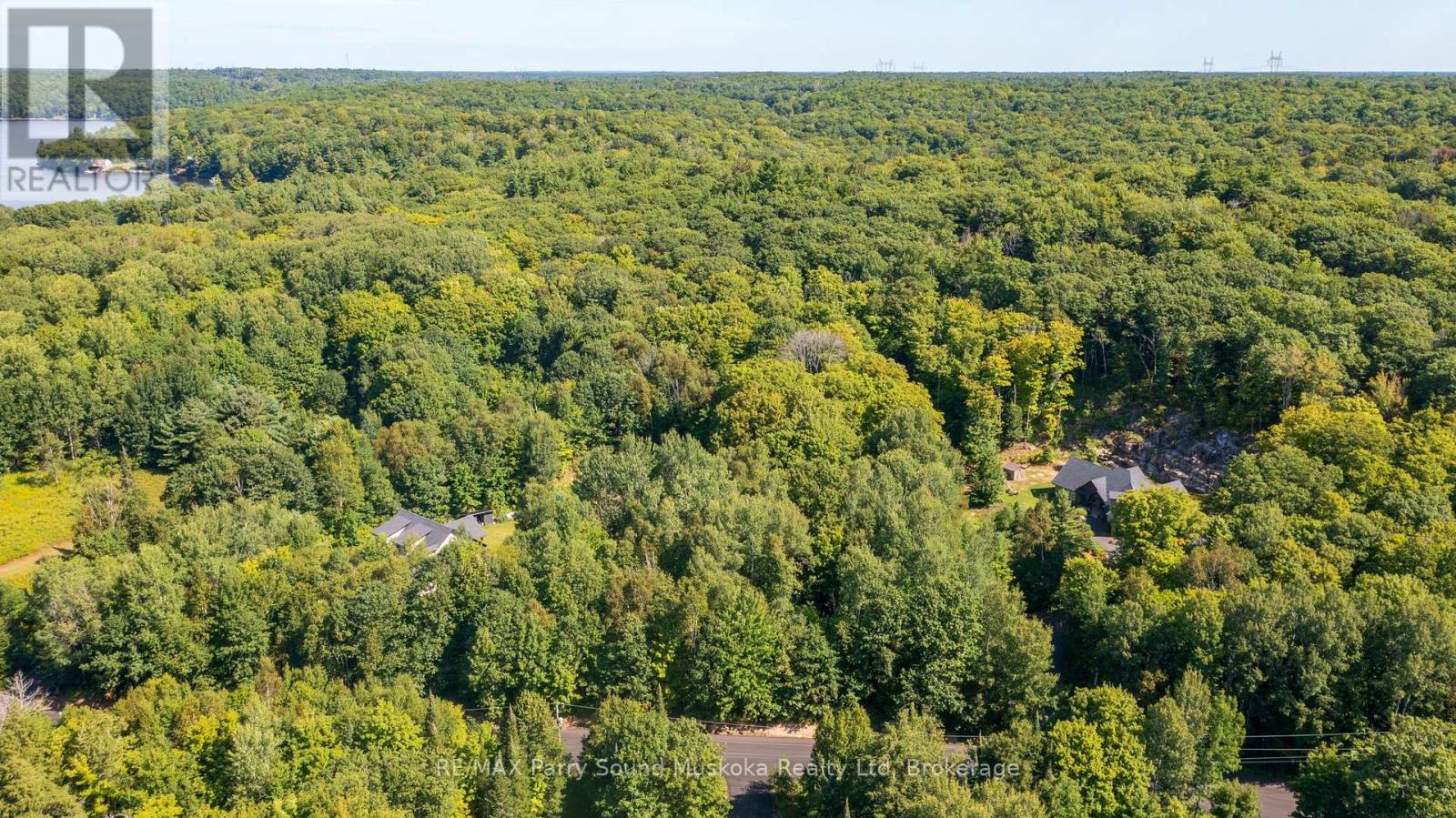 4 Mountain Basin Drive, Mcdougall, Ontario  P2A 2W9 - Photo 2 - X13703398