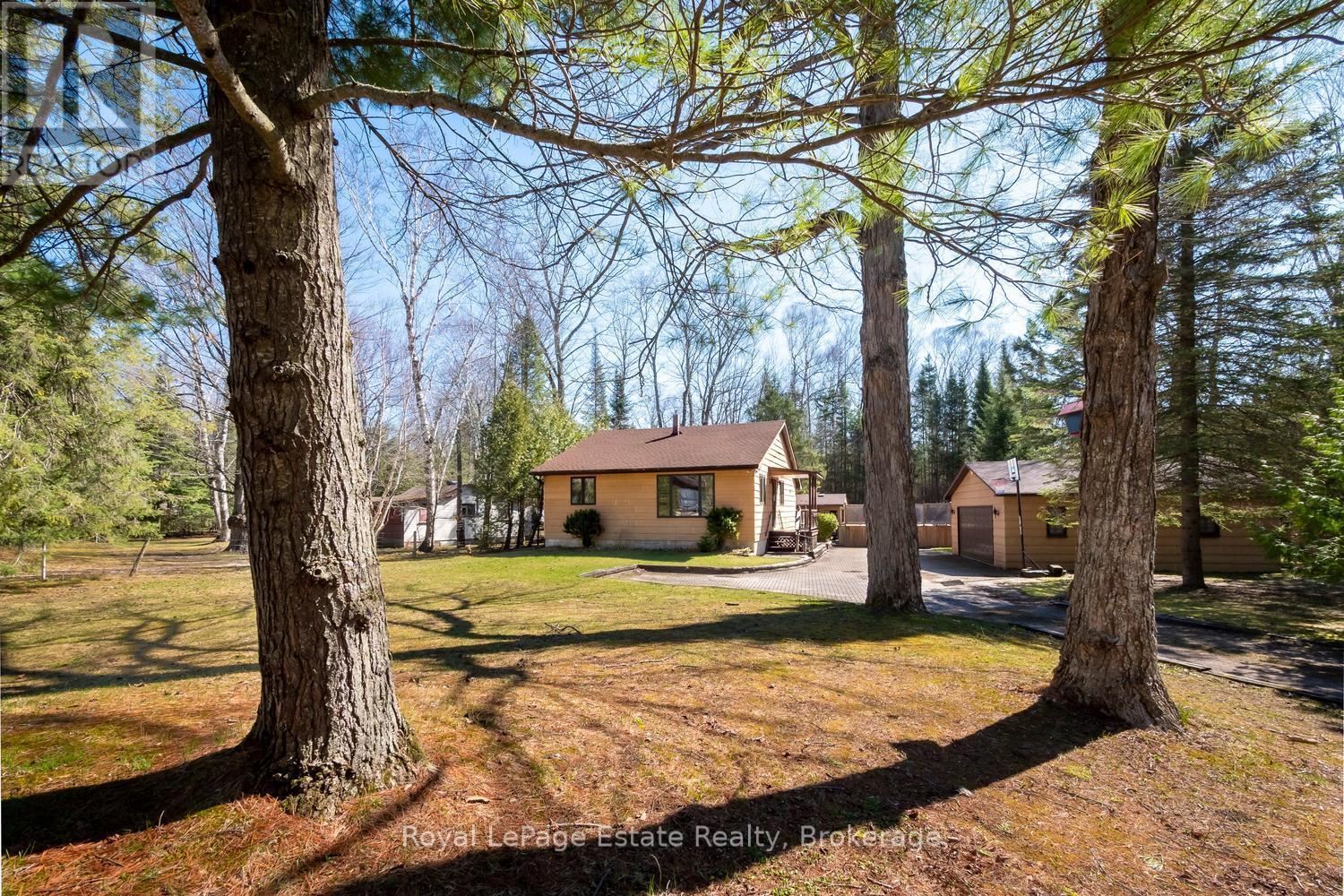 1207 SAUBLE FALLS ROAD, south bruce peninsula, Ontario